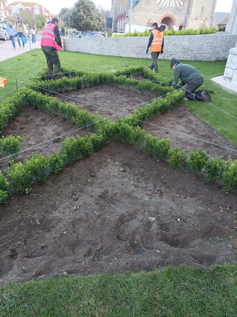 Certains d’entre-vous l’ont peut-être déjà remarqué, 𝐥𝐞𝐬 𝐩𝐚𝐫𝐭𝐞𝐫𝐫𝐞𝐬 𝐞𝐧 𝐝𝐚𝐦𝐢𝐞𝐫𝐬 𝐝...