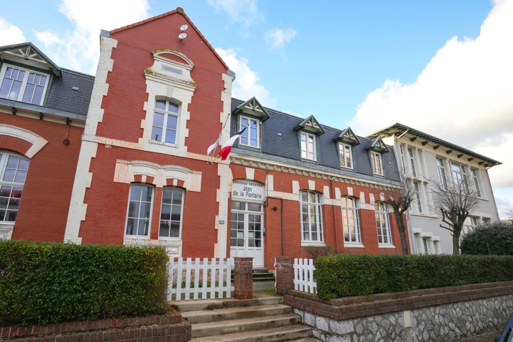 Cet été, poussez les portes de la Médiathèque Jean de La Fontaine !...